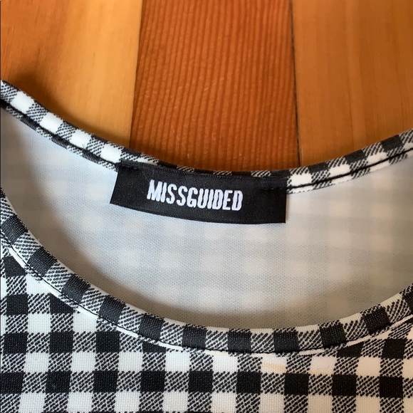 Missguided Gingham Body Con Dress - Picture 7 of 12